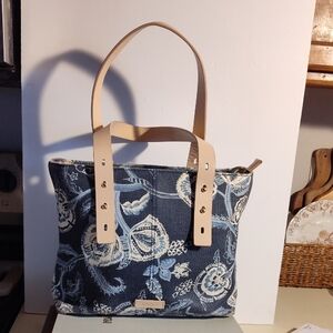 Spartina 449 Daufuski Island blue and white with leather straps Gold hardware